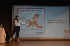 Die Politikkurse der Oberstufe haben die Debatte inhaltlich vorbereitet